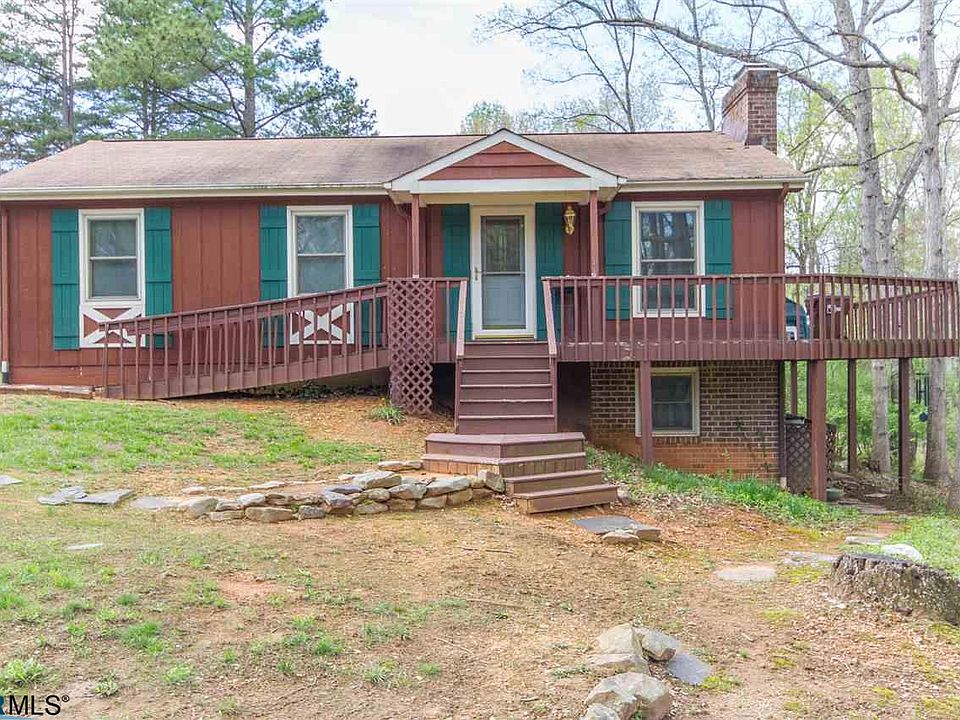 1st image of 329 Jefferson Dr