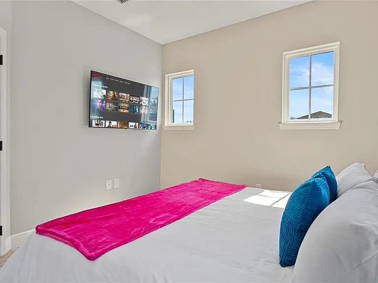 7603 S West Shore Blvd — Photo 37