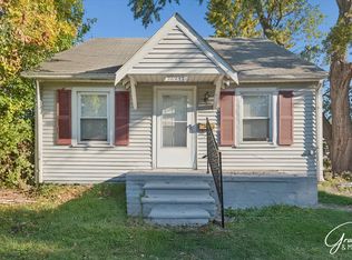 22217 Lange St, Saint Clair Shores, MI 48080
