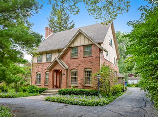 60 Sheridan Rd, Highland Park, IL 60035