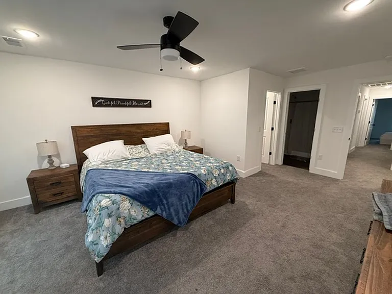 4237 Barnwell St — Photo 11