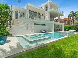 432 Bayside Ave, Naples, FL 34108