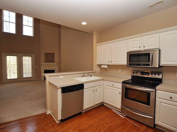 2nd image of 16627 Commons Creek Dr