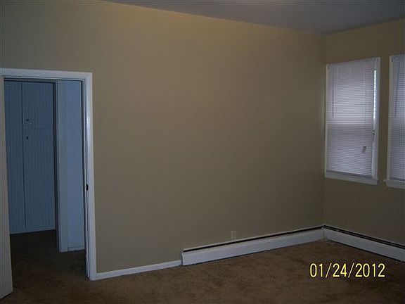 1st Bedroom 2