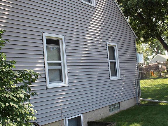 4th image of 628 Lyles St SE