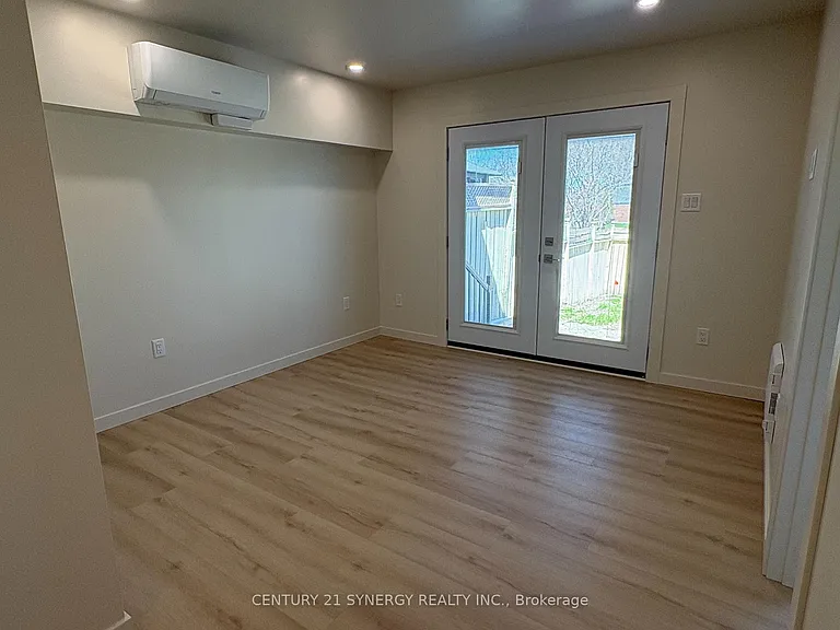 93B Tarquin Cres — Photo 16