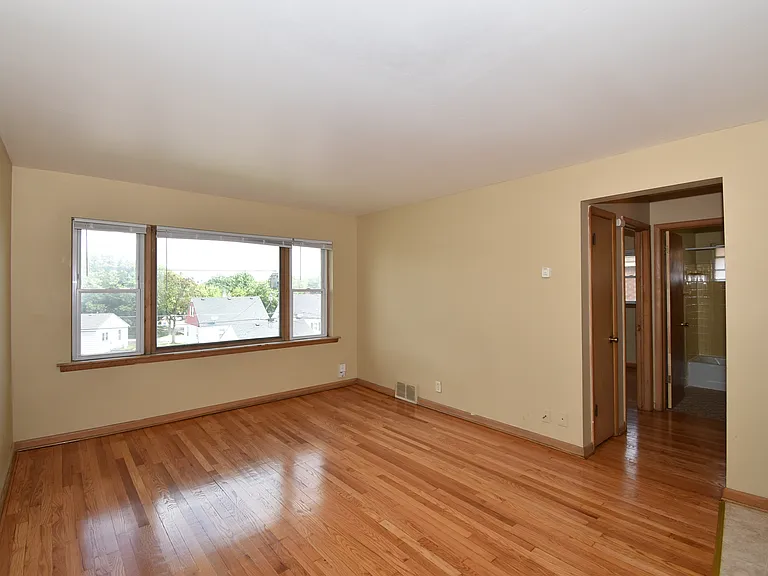 7722 W Congress St #7 — Photo 8
