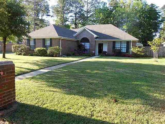 2nd image of 3901 Wren Rowe Dr