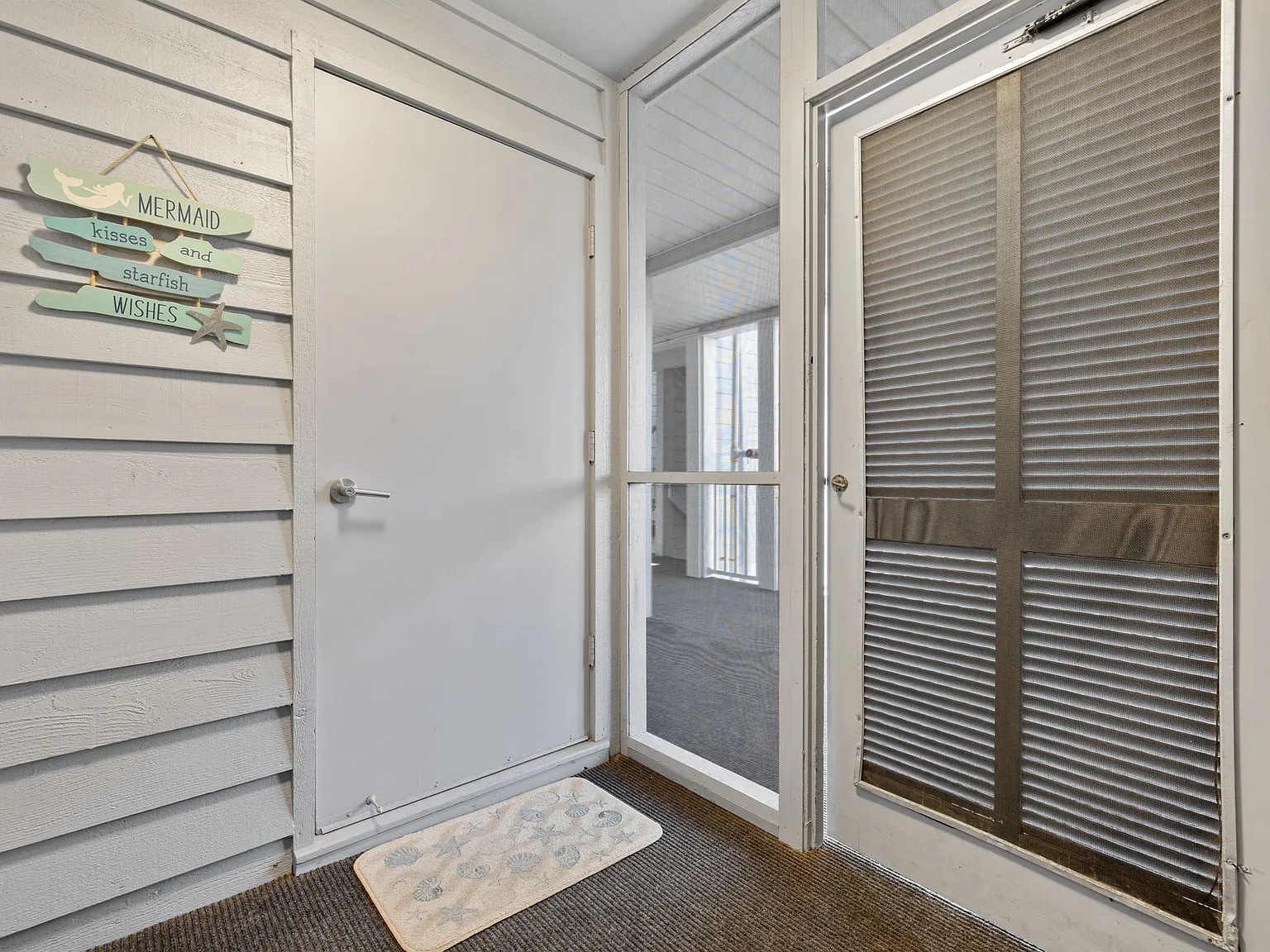 9581 Shore Dr — Photo 1