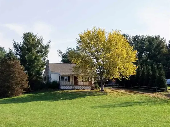 679 Horseshoe Cir, Stuarts Draft, VA 24477