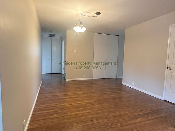5th image of 945 Yarmouth Way