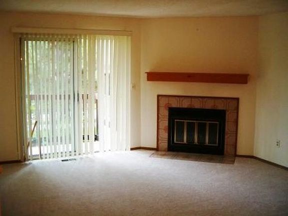 Living room and door to p