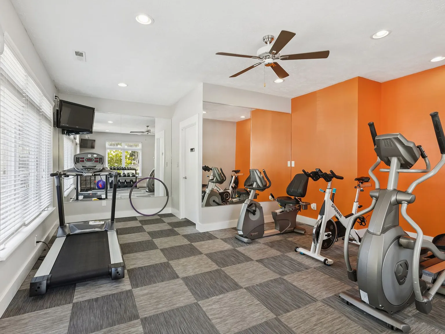 Aspenwood Apartments — Photo 3