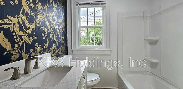1267 Little Bay Ave — Photo 9