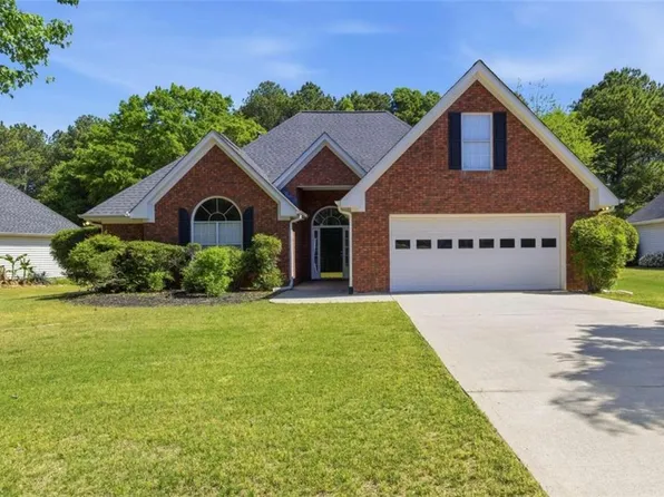 2820 Meadow Gate Way, Loganville, GA 30052