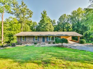 169 Short Ave, Cornelia, GA 30531