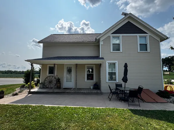 6780 Henry Rd, Belleville, WI 53508