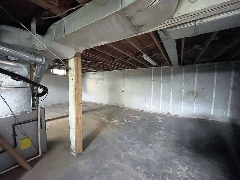 1434 N Belmont Ave — Photo 17