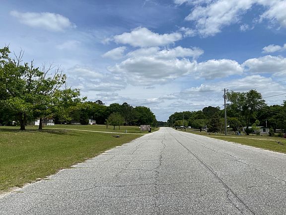 4th image of 134 Creek Isle Dr