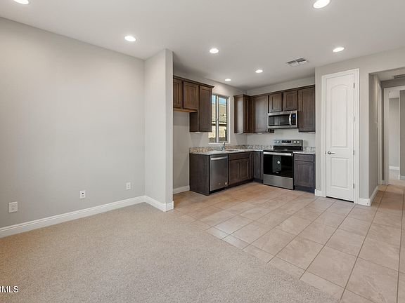 5th image of 16735 W WHISPERING WIND Drive