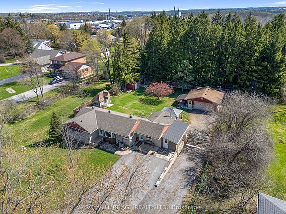 3rd image of 4003 Wallace Point Rd
