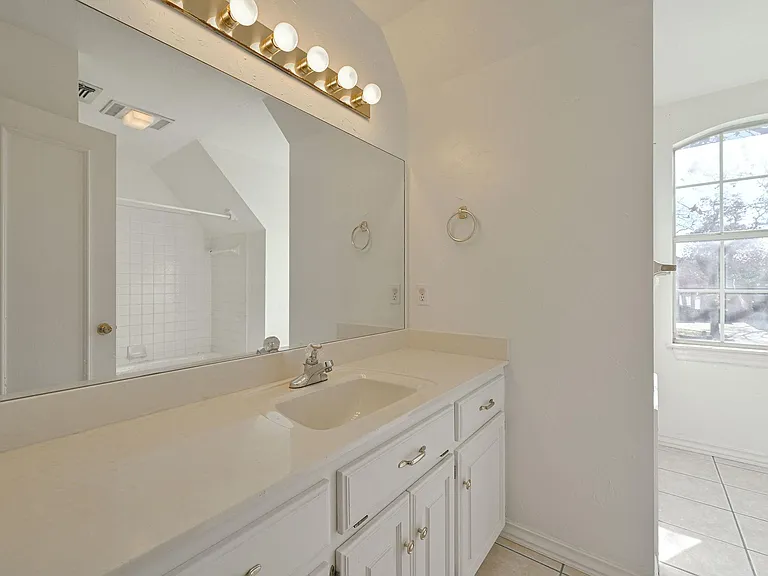 3929 Devon Dr — Photo 31