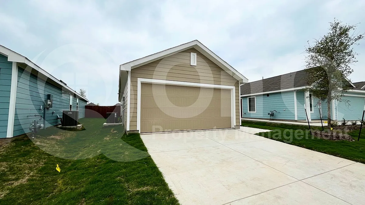 Building Photo - 7205 Gray Wolf Ln
