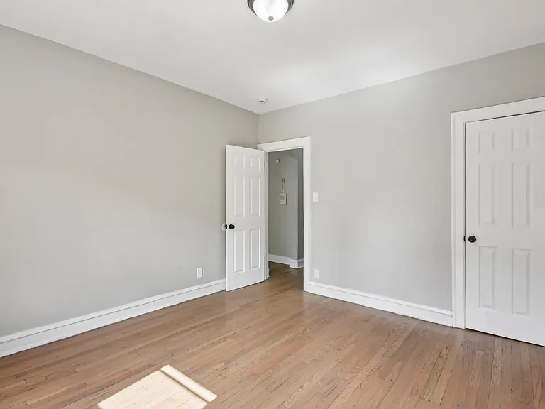 7757 S Phillips Ave #2 — Photo 9