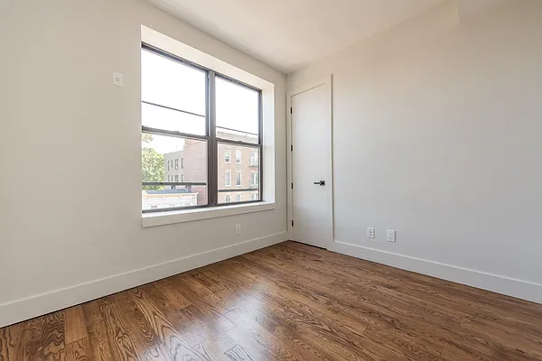 Rented by Nooklyn NYC LLC | media 16