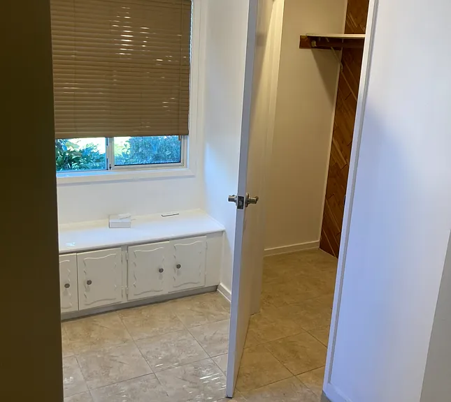 14273 Grammar Pl — Photo 6