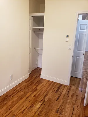 Rented by BELLMARC | media 16