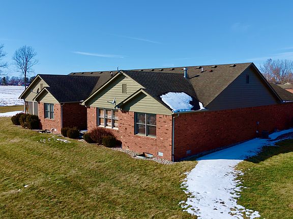 3rd image of 1336 Country Creek Cir