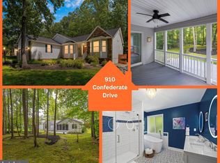 910 Confederate Dr, Locust Grove, VA 22508