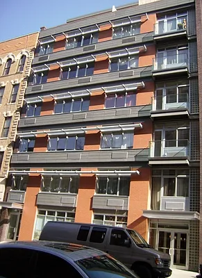 Rented by Perry Associates NYC Inc | media 7