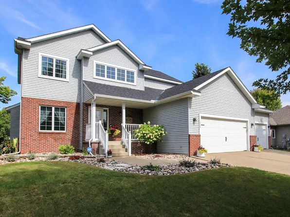 1285 Heritage Ave NW, Hutchinson, MN 55350