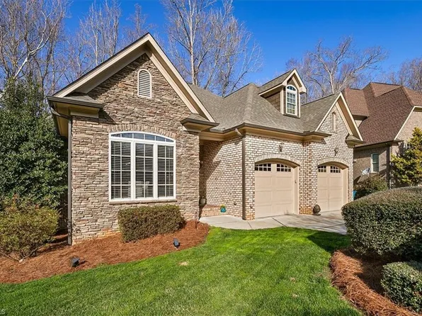 6324 Autumn Crest Ct, Summerfield, NC 27358