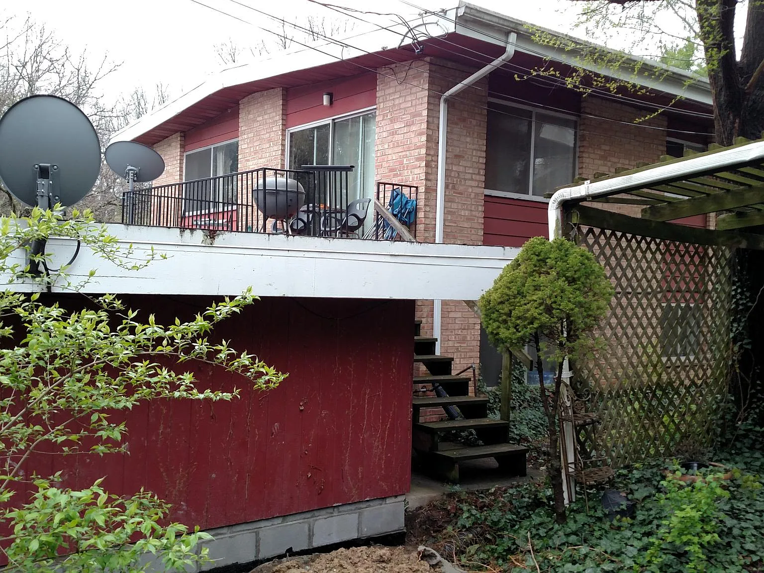 3 bed, 1.5 bath, 1400 sqft, $2,800 — Photo 2