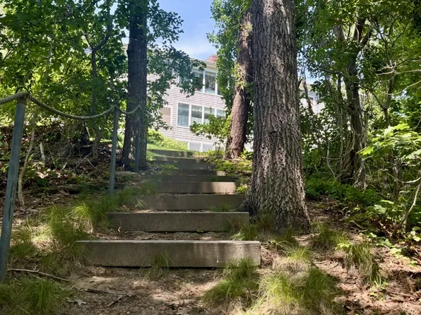 Lily Pond Apartments, 80 Country Club Dr #9f5575a61, South Yarmouth, MA 02664