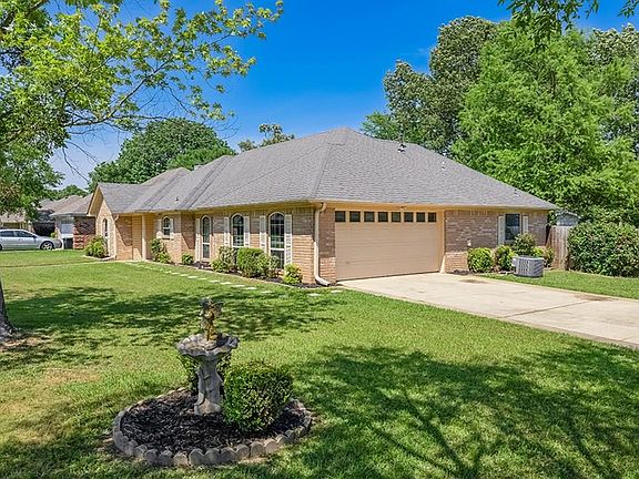 3rd image of 5504 Winwood Dr