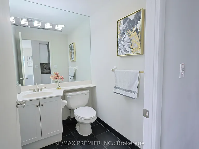 210 Victoria St #4407 — Photo 25