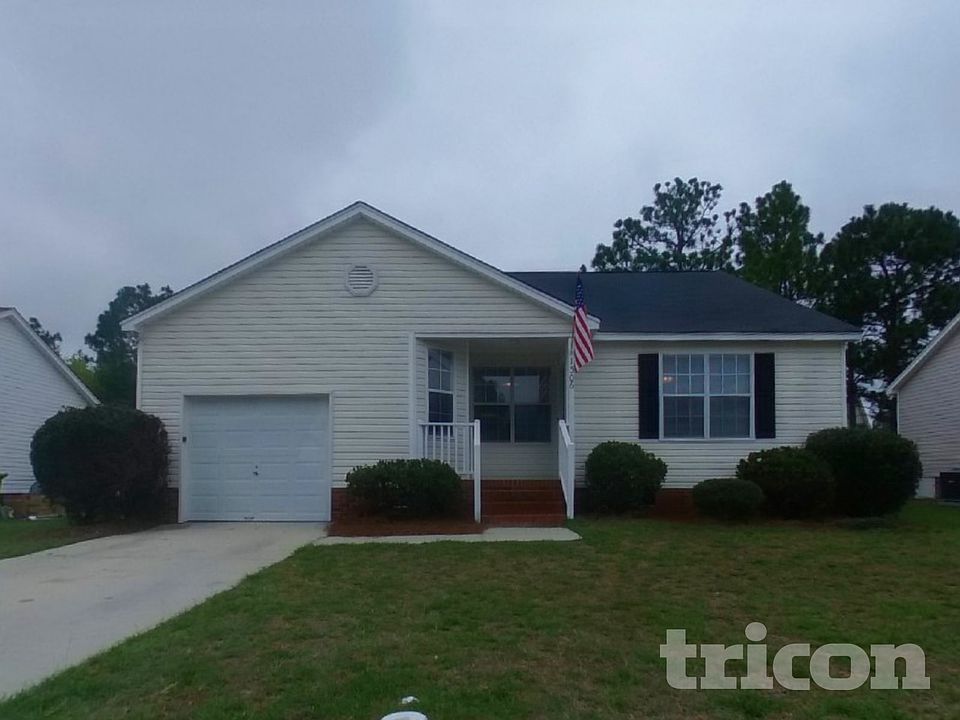 1st image of 1306 May Oak Cir