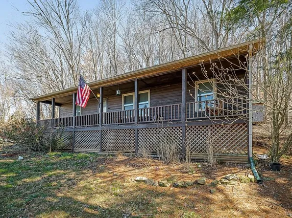 1558 Boone Dr, Cookeville, TN 38506