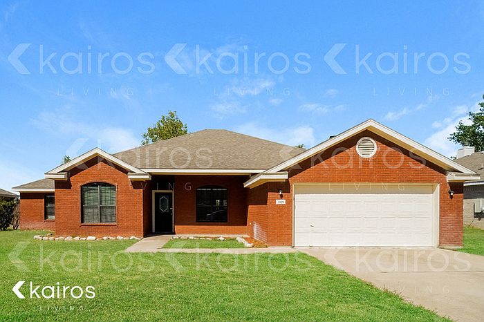 1st image of 3901 Maid Marian Cir