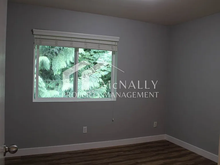 7403 Larkspur Ct — Photo 9