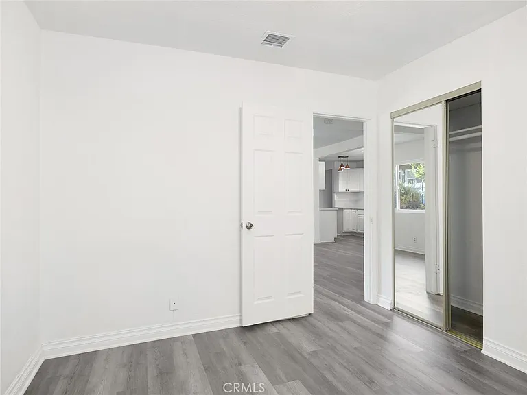 5020 Topanga Canyon Blvd — Photo 24