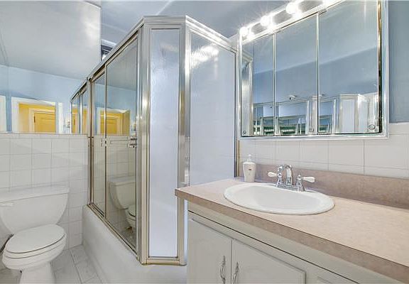 5th image of 2420 Broadway #6E