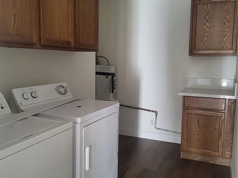 717 Van Ert Ave — Photo 9