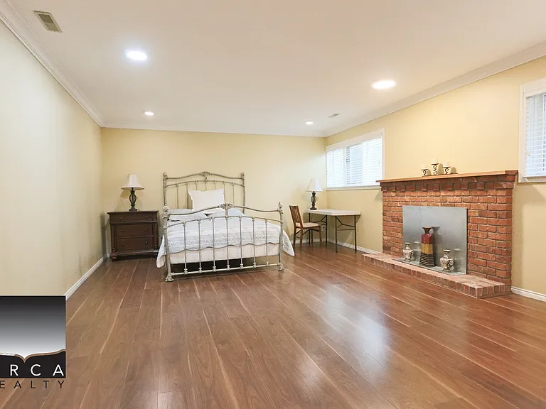 6858 Wiltshire St — Photo 31