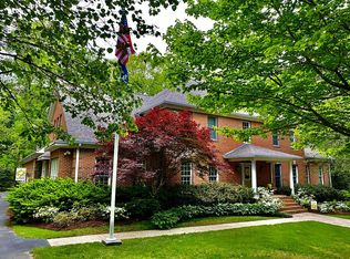 514 Minnetta Ln, Signal Mountain, TN 37377