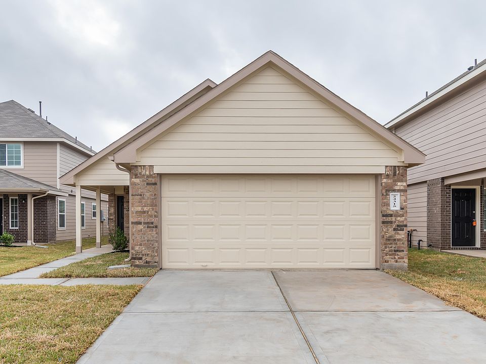 1st image of 24315 Dolce Marina Ct